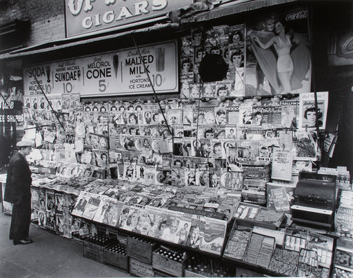 Newsstand, East 32nd Street and Third Avenue, Manhattan