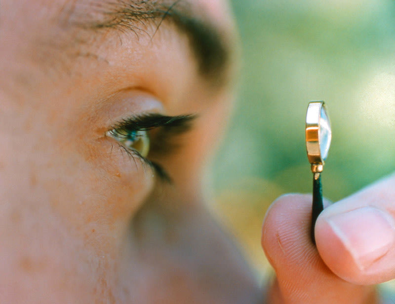 Magnifying Glass (with eye) - Cynthia Greig | FFOTO