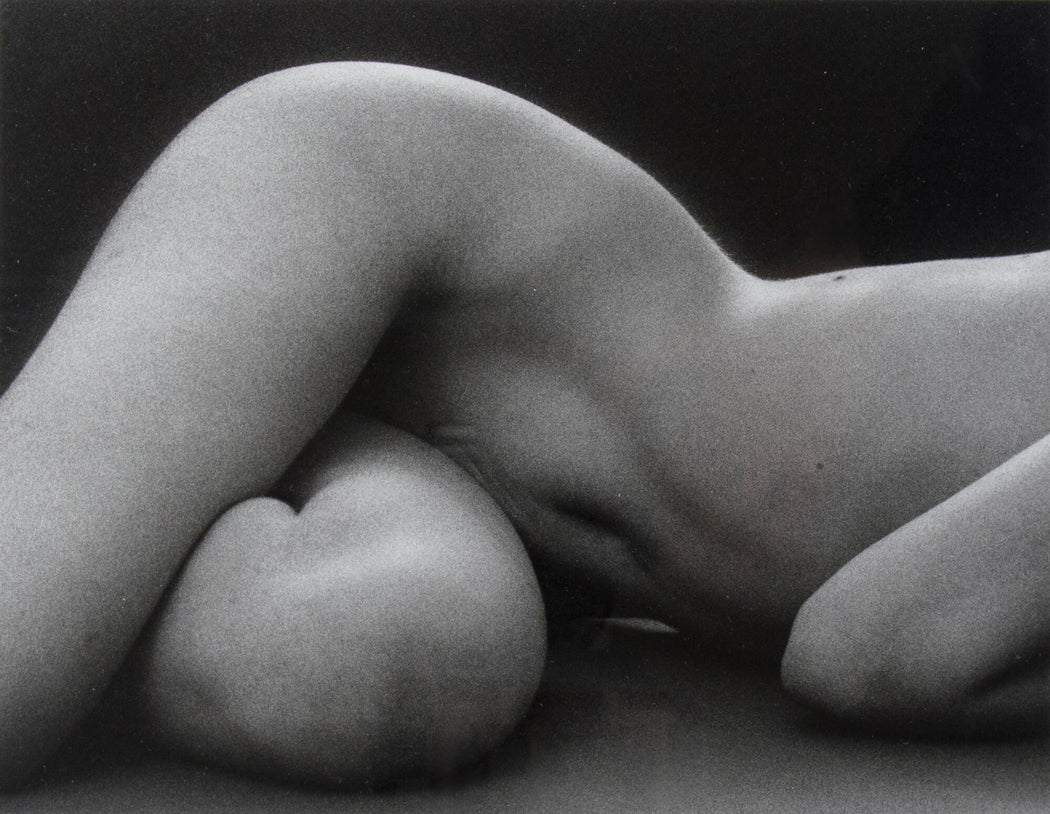 FFOTO-Ruth Bernhard-Hips - Horizontal