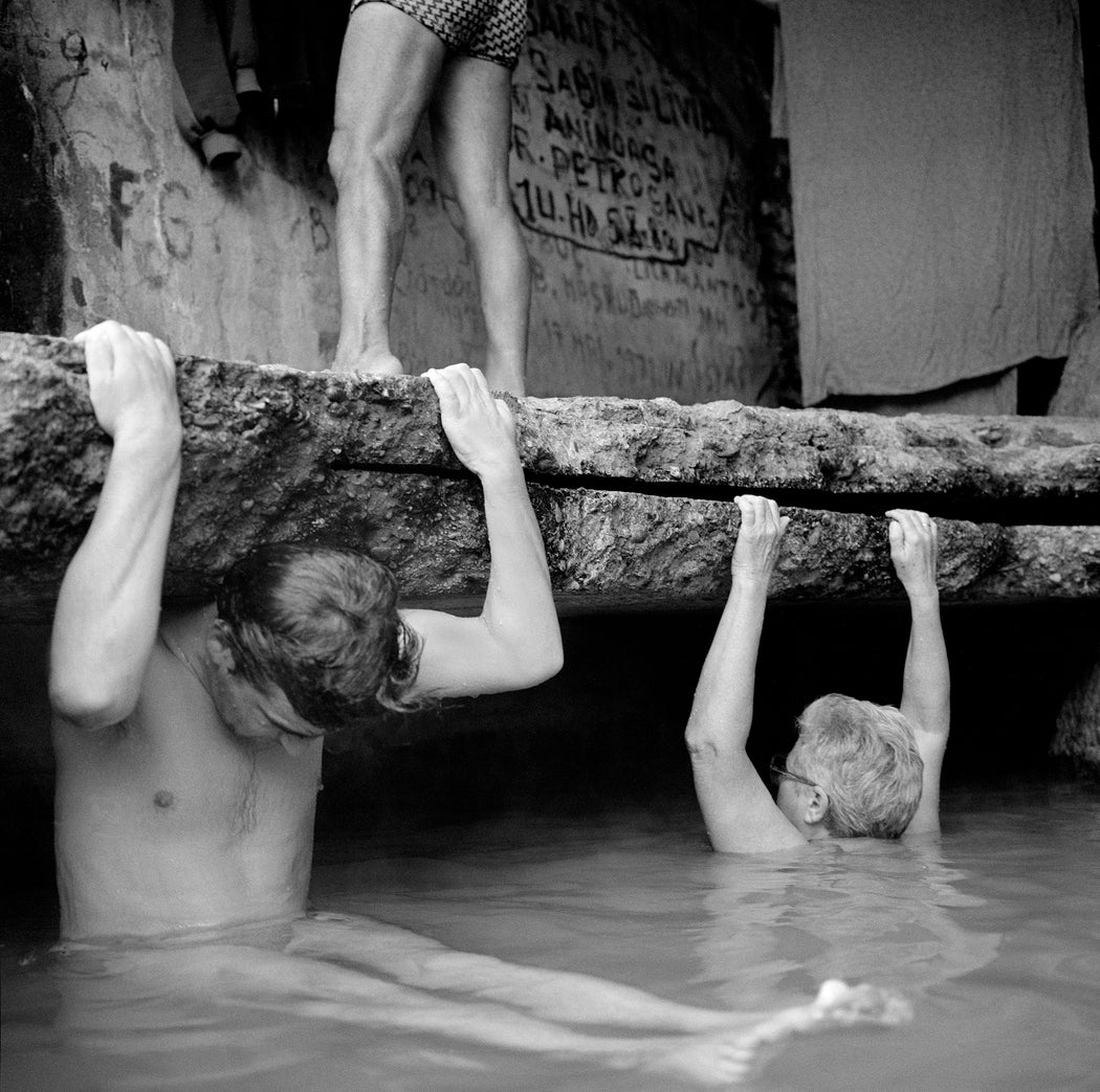 FFOTO-Ruth Kaplan-Hot Spring, Baile Herculaine, Romania