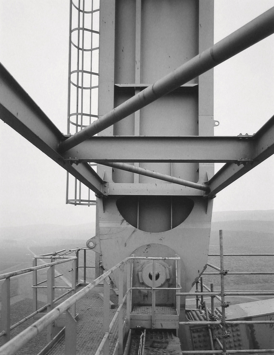 Construction III (Pylon)