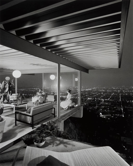 Case Study House #22 (two girls) (12 ⅛ x 15 ⅛ inch)