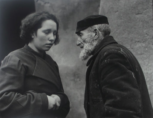FFOTO-Roman Vishniac-Grandfather and Grandaughter, Warsaw
