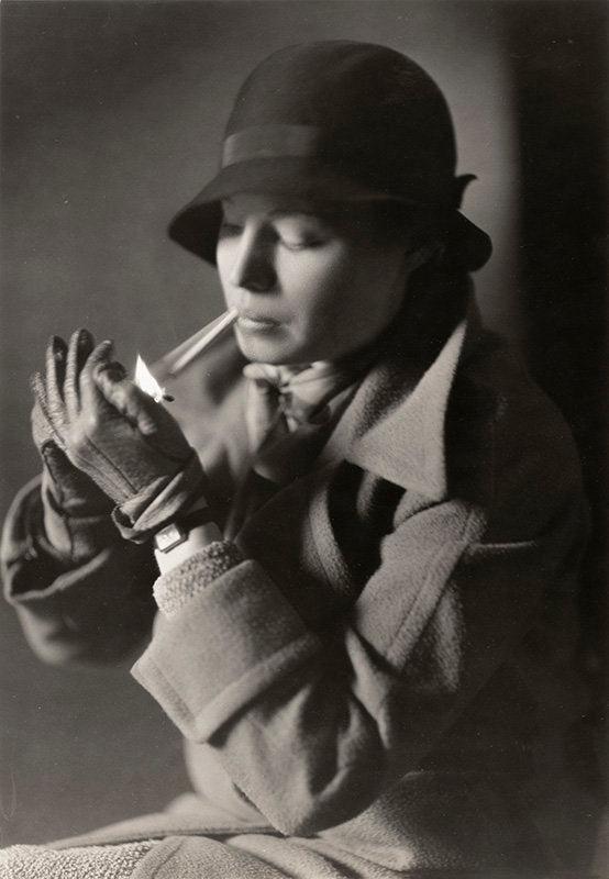 FFOTO-Violet Keene Perinchief-A Modern Miss