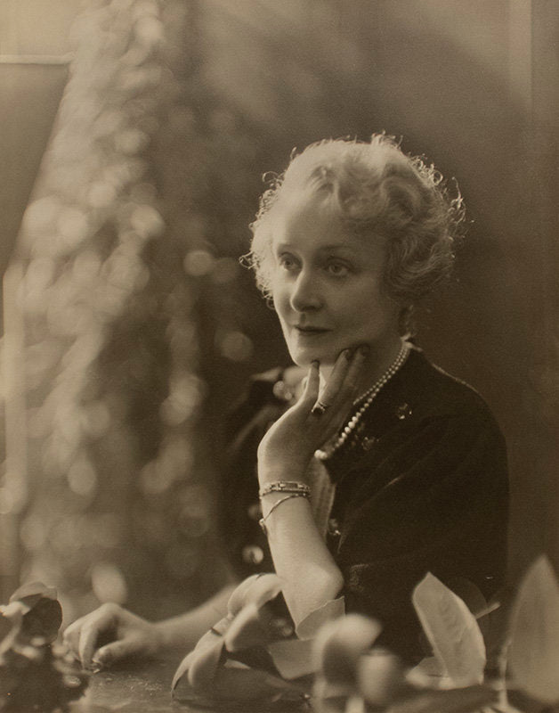 FFOTO-Violet Keene Perinchief-Barbara Ward (Lady Jackson, 1914-1981)
