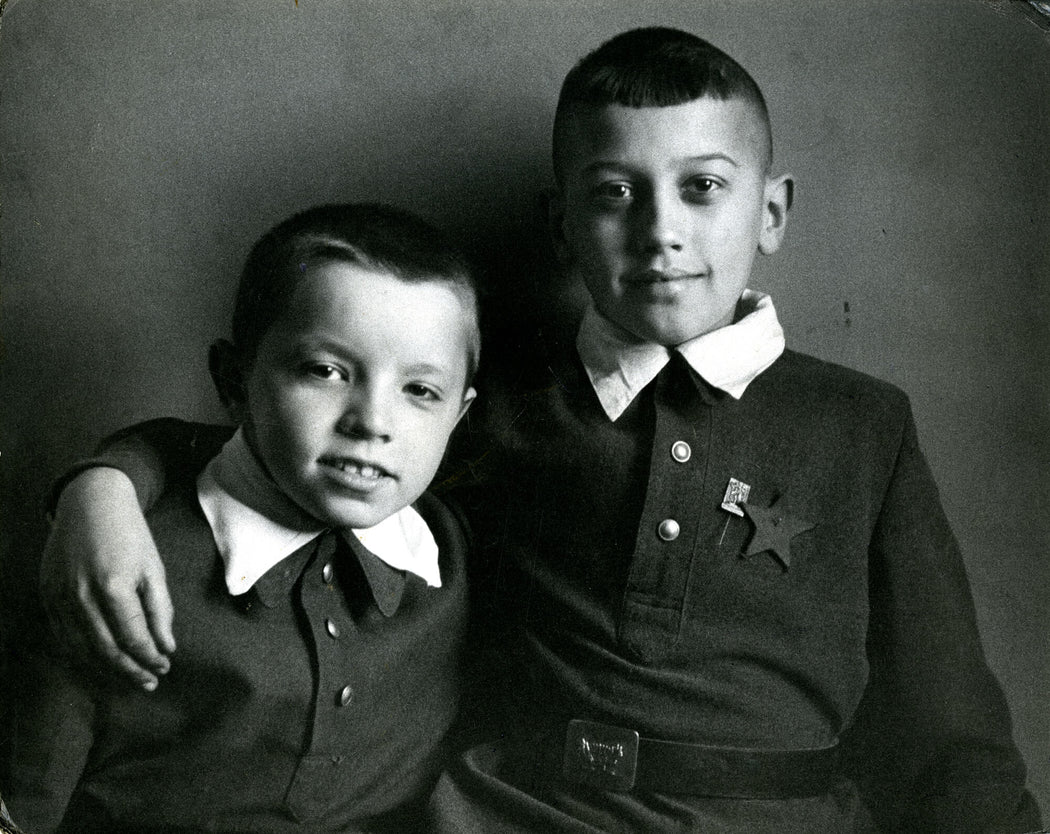 FFOTO-Duane Michals-Children in school, Leningrad