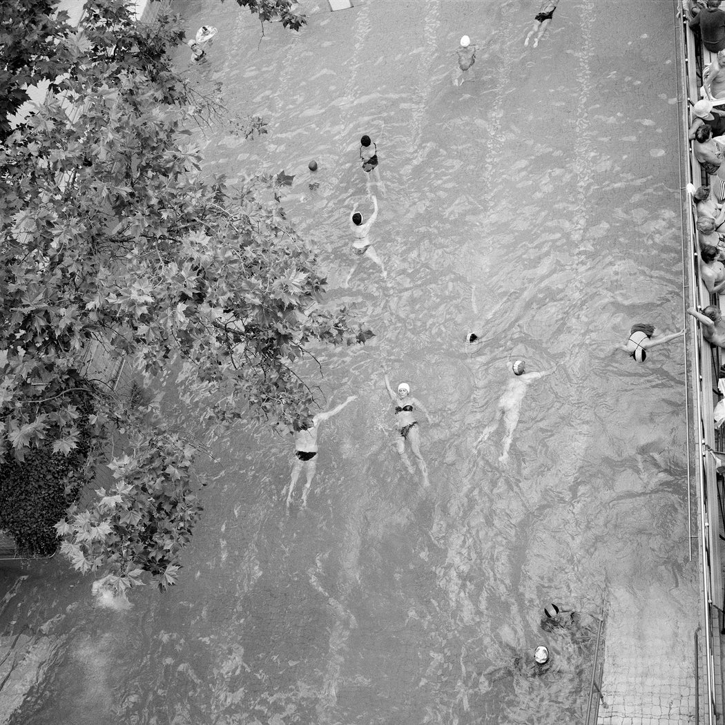 Pool, Budapest, Hungary - Ruth Kaplan | FFOTO